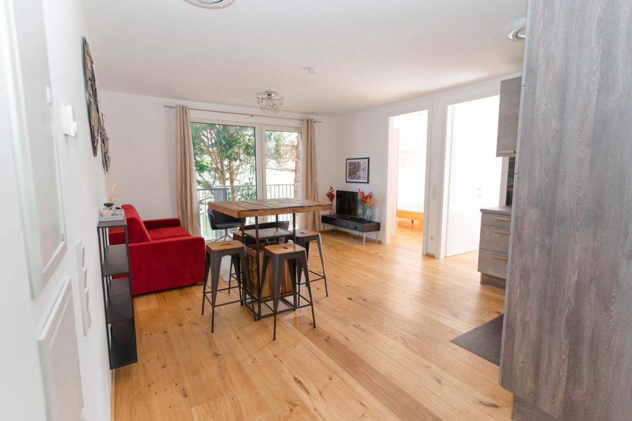 Appartamento Luxurious With Big Balcony Near Center