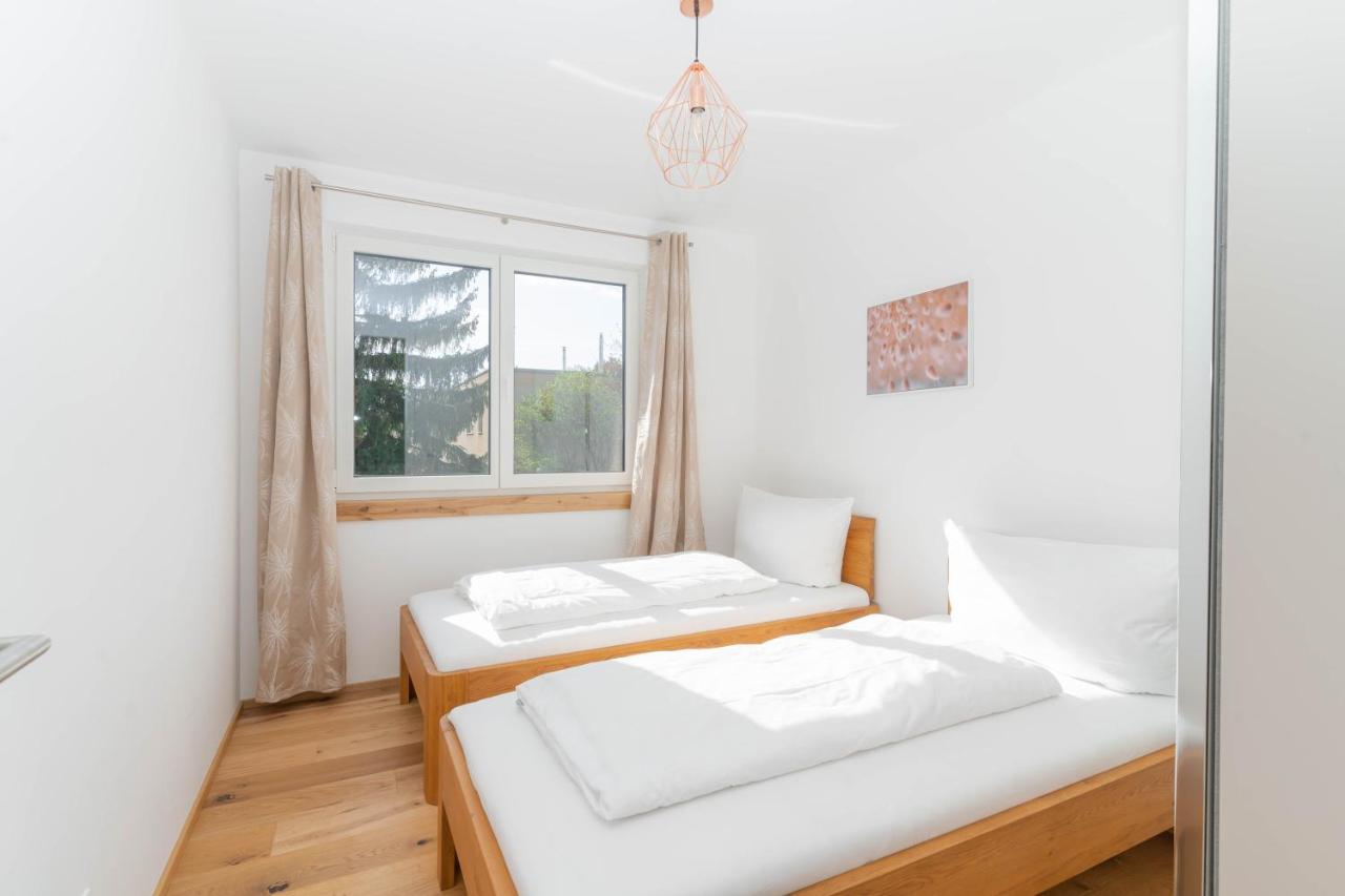 Appartamento Luxurious With Big Balcony Near Center *