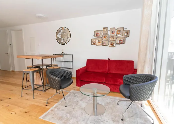 Luxurious Apartment With Big Balcony Near City Center