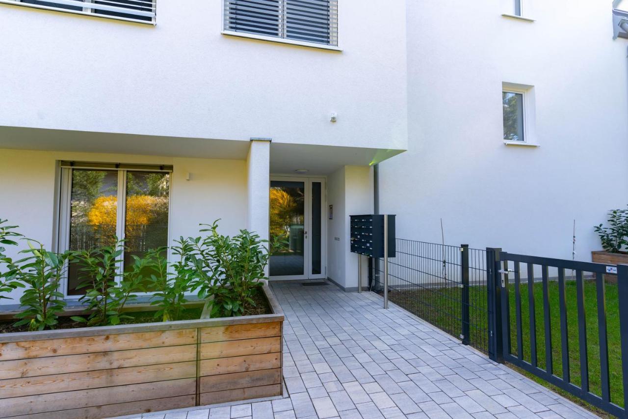 Luxurious With Big Balcony Near Center Vienne